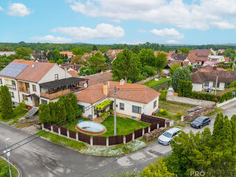 Prodej domu 4+1, 103m2, s garáží 27,8m2, zahradou 474m2, uli - 11