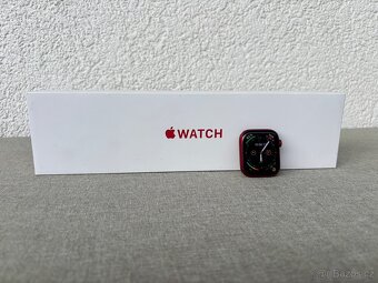 Apple Watch Series 7 45mm (PRODUCT) RED TOP STAV - 11