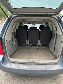 Kia carnival 2,9crdi - 11