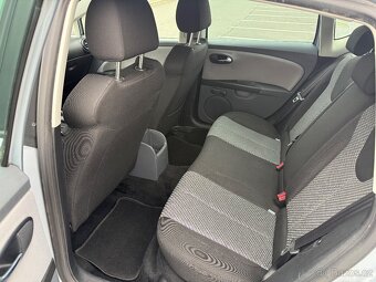 SEAT LEON 1,4 16V 63kW rok 2008 - Nové STK - Pěkný Stav - 11