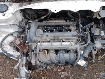 Poslední šance koupit díly Kia Ceed SW - 11