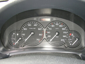 Peugeot Partner 1,4 55 kW, rok 2007, benzín, tažné - 11
