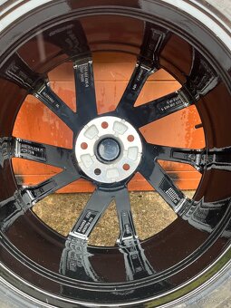 Kodiaq R20 Nové alu/Zanovní letní pneu - 11