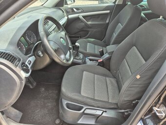 Škoda Octavia Scout,2.0TDi,103KW,4x4,MANUÁL,XENON,BEZ KOROZE - 11
