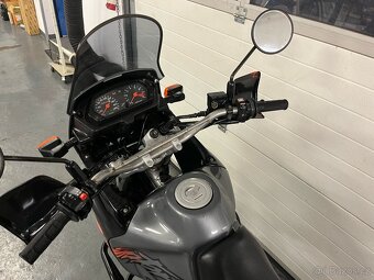 Honda NX650 Dominátor - 11