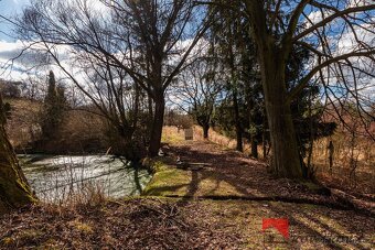 Prodej slunného stavebního pozemku, 707 m2, v obci Řepín - Ž - 11