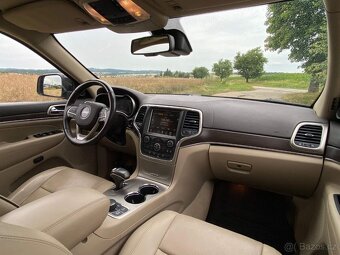 Jeep Grand Cherokee 3.0 CRD V6 4X4 Overland tažné 3,5t 2015 - 11
