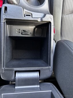 Mazda 3 2.0 Skyactiv G (121 kW) • Revolution • 2015 - 11