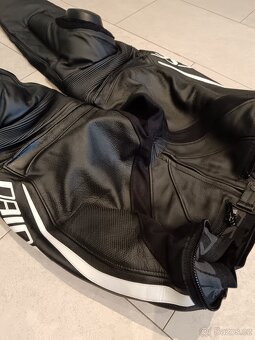 Dainese Laguna Seca 4-Pánská kožená moto kombinéza - 11