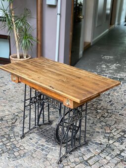Designove stoly - 11
