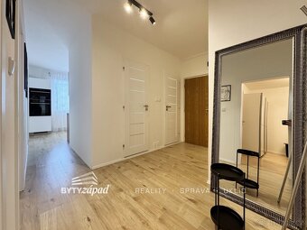 Pronájem bytu 3+1, 84 m2 po kompletní rekonstrukci, v přízem - 11