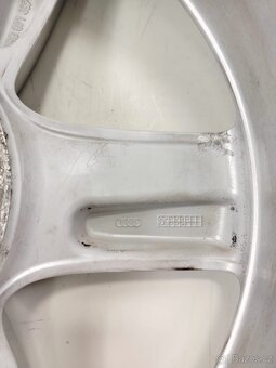 Originál ALU kola Audi 5x112, ET37, 7Jx17", 66,1mm - 11
