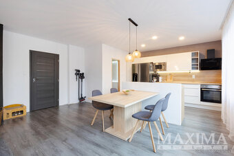 Dům 4+kk o ploše 180 m2 - Spálené Poříčí, Spálené Poříčí - 11