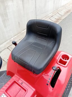 Prodám zahradní traktor Twin-Cut 12.5Hp - 11