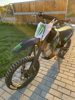 Stomp Z3-140 - 11