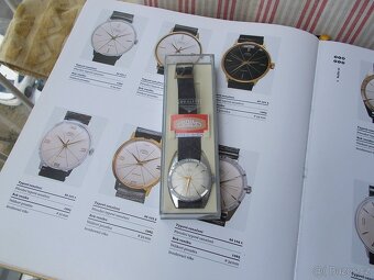 vzacne funkcni tezko sehnatelne hodinky prim šipky rok 1965 - 11