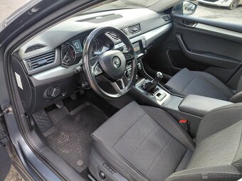 SUPERB III 2.0TDi, r.17 210000km, po rozvodech, NAVI, MANUÁL - 11