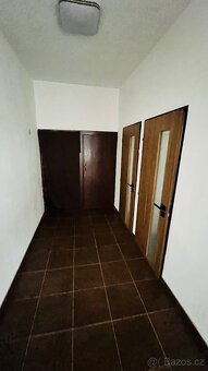 Nabízíme k prodeji zrekonstruovaný dům v Pacově - 11