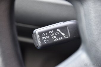 Volkswagen Passat 2.0 TDI CR 103kw, 2010, STK 2027, 2x pneu - 11
