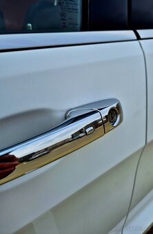 Jeep Grand Cherokee 3,0 CRD 4x4 Summit - 11