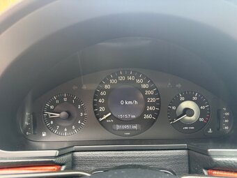 Mercedes-Benz W211 / S211 280 CDI 4-Matic - 11