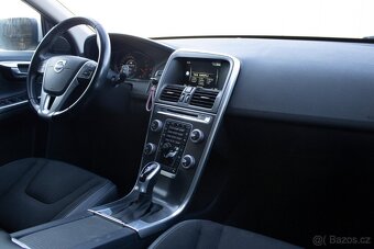 Volvo XC60 D3 Kinetic Geartronic - 11
