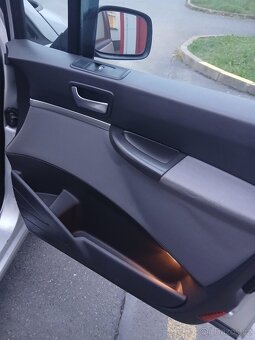 Peugeot 807 - 11