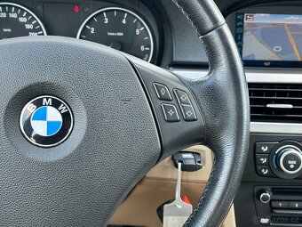 •BMW 320i A/T, Bi-XENON, NAVIGACE, PDC, TEMPOMAT• - 11