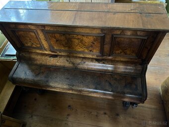 Historické pianino Maria Beneš Machain, Praha - 11