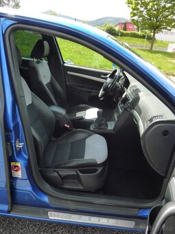 Škoda OCTAVIA RS 2.0TDI  170Hp XENONY  NEPTUN 18" - 11