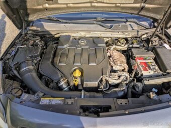 Prodám Opel Insignia 2009, 2,8T V6 191 KW 4x4 Automat - 11