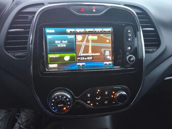 Renault Captur 1,5 dCi (2013) výbava Intens - 11