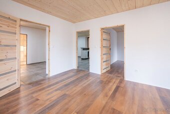 Pronájem bytu 4 kk - 11