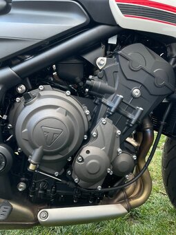 Triumph Trident 660 TP35KW - 11