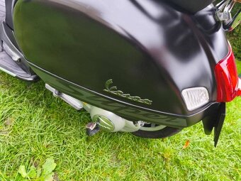 Vespa GTS 300i.e. Super (2011) velmi pěkná, 15tis.km, kufr, - 11