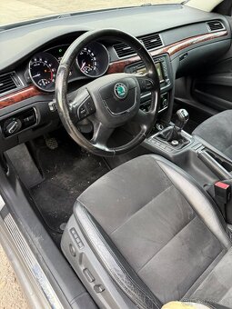 Náhradní díly Škoda Superb 2 Combi - 11