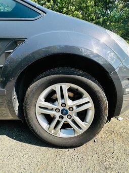 Ford S-MAX 2012 - 11