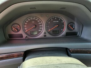 Volvo S80 2,4i 103kW 2002 AUT,KRASNE,JEZDI, KUZE - 11