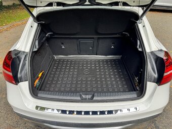 Mercedes Benz GLA200d 4matic - 11