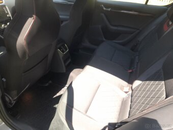 Škoda Octavia 3 RS,2.0 tdi, koupeno nové v ČR. - 11
