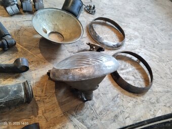 ČZ 125 B a T, 150 C - 11