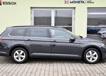 Volkswagen Passat 2.0TDi COMFORTLINE DSG ACC 1M - 11