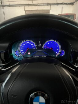 BMW 740i - 11