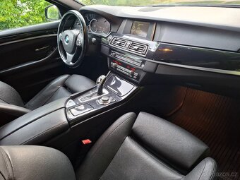 BMW 530xd  r.v. 2014, 190kW,  koupeno nové v ČR - 11