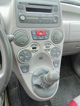 Fiat Panda 4x4 naj. 113 tis., jeden majitel - 11
