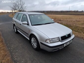 Škoda Octavia Combi 1.8T 110Kw - 11