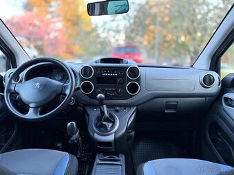 PEUGEOT PARTNER TEPEE 1.6HDI 55kw ÚPRAVA PRO ZTP/RUČNÍ OVLÁD - 11