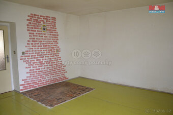 Prodej bytu 1+1, 52 m², Hronov, ul. Husova - 11