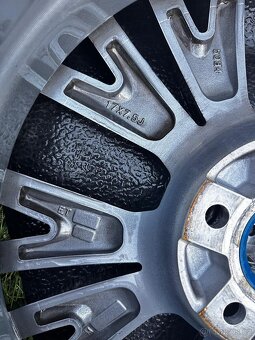 Alu kola R17 - 5x112 ET43 - 11