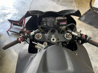 Okruhovka cbr 600rr - 11